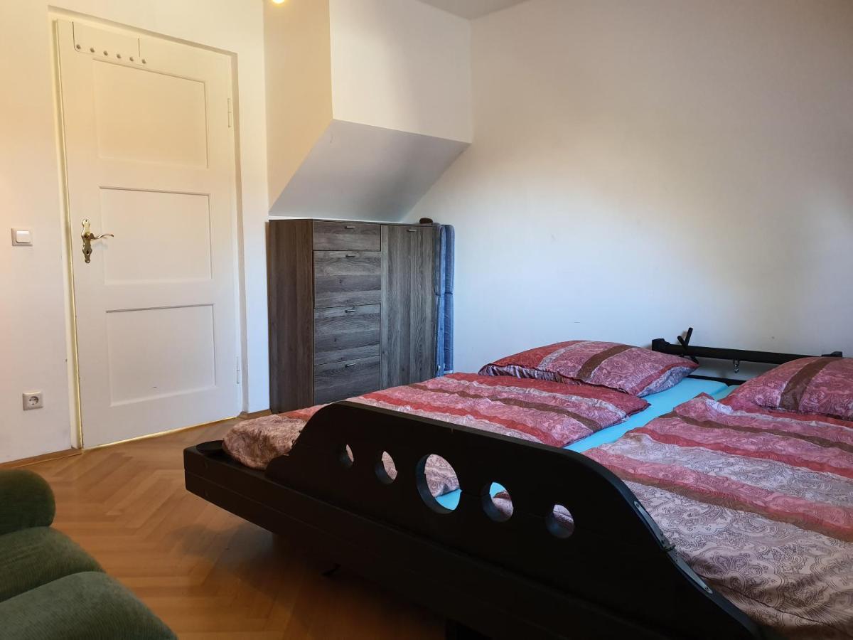 Idyllische Penthouse-Wohnung In Super Lage Мюнхен Екстериор снимка